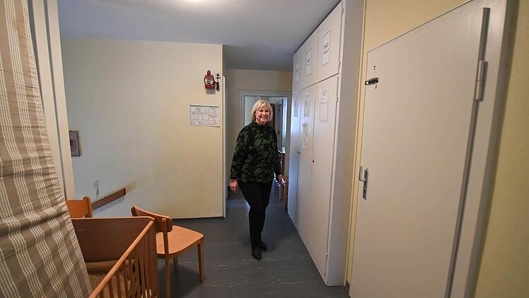 Im Dachgeschoss wird der Umbaubedarf besonders deutlich.Foto: Ronald Rinklef