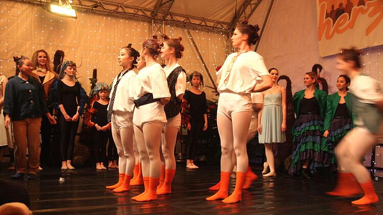 Das Tanzhaus Nürnberg war hinter dem 7. Türla.     Foto: Richard Sänger