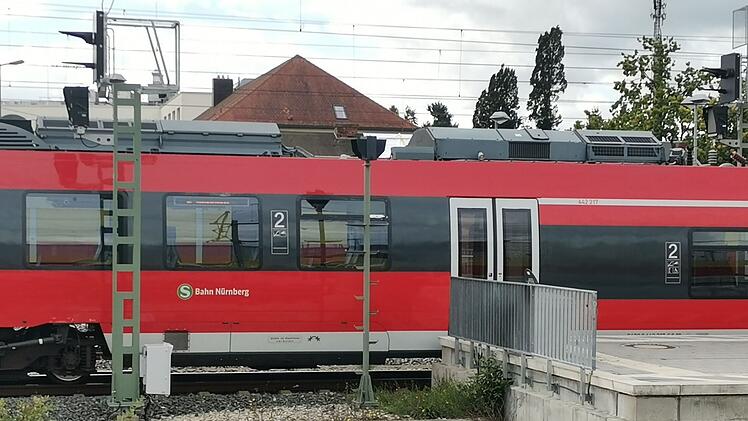 Z&uuml;ge und Halte entfallen