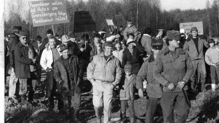 Und marschierten dann munter drauf los. Archivfotos: G. Geiling/R.Kestel