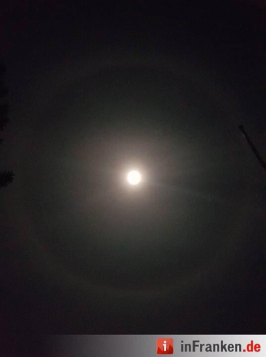 Supermond mit Halo in Marktgraitz
