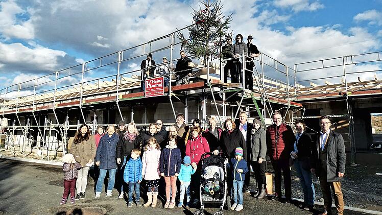 Richtfest an der Kindertagesstätte "Mäuseparadies", einem Millionenprojekt der Gemeinde Himmelkron