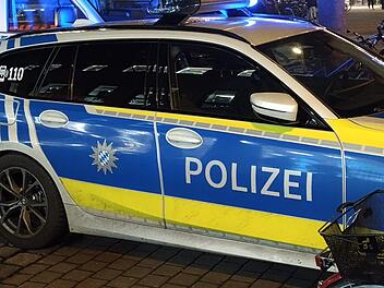 Polizei Wagen Nacht Bayern