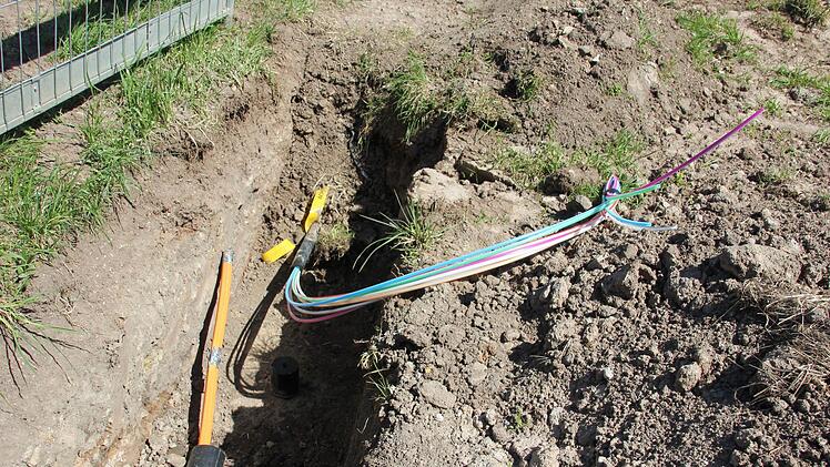 Und so sieht das verlegte Kabel vor Reutersbrunn aus.
