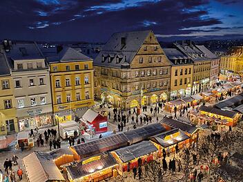 Glühwein- und Mandelduft: Der Bayreuther Christkindlesmarkt wird am 26. November eröffnet. Foto: Bayreuth Marketing & Tourismus GmbH