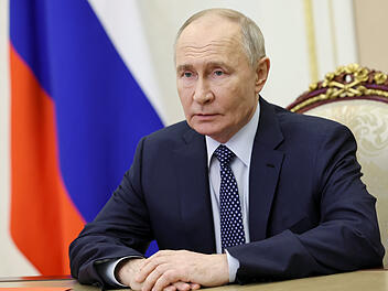 Kremlchef Putin entschuldigt sich nach Flugzeugabsturz