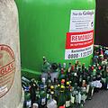 Schon wieder überfüllte Glascontainer in Lichtenfels. So sieht es aktuelle in der Theodor-Heuss-Straße in Lichtenfels aus. Foto: Hans Zapf