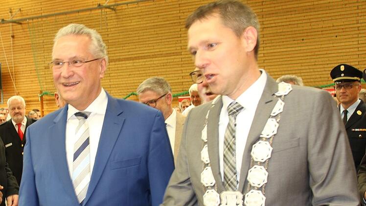 Impressionen vom Blaulichtempfang mit Minister Joachim Herrmann in Rödental. Foto: Michael Stelzner