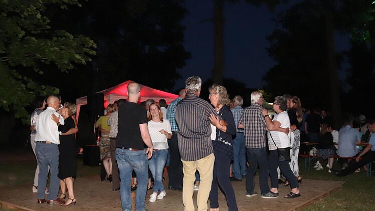 An der Bar der JU war immer was los. Foto: Johanna Blum