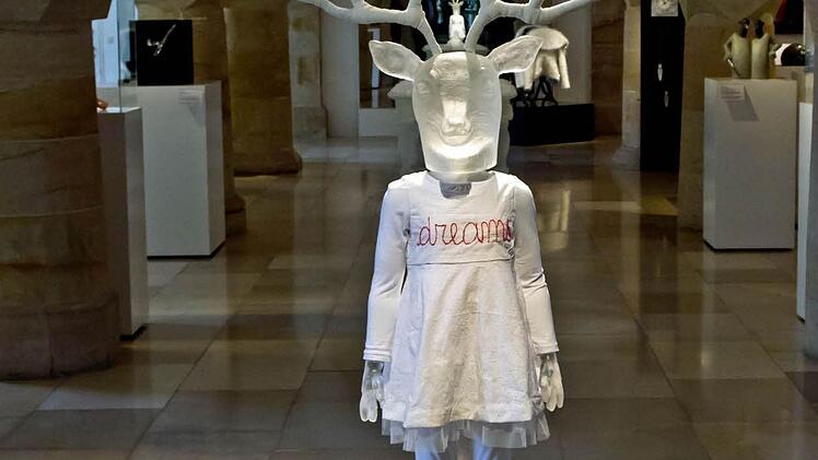 Silvia Levenson: Dreams, 2013 / Coburger Glaspreis 2014, Veste / Foto: Jochen Berger