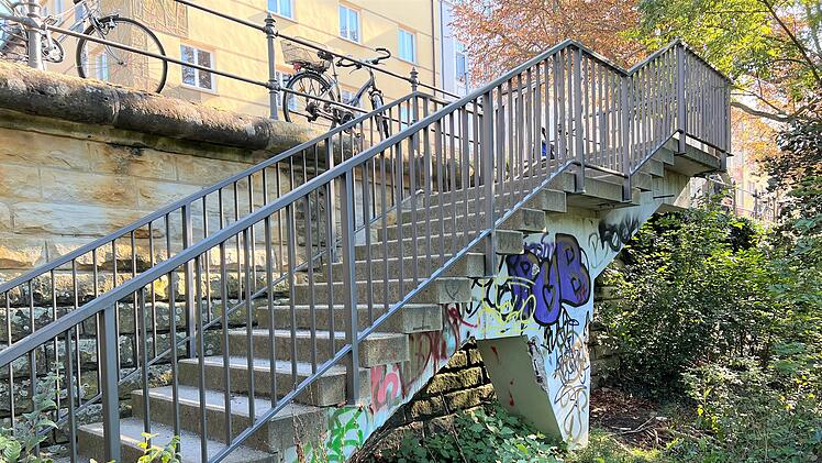 Bamberg: "Schmierschrift" zum Nahost-Konflikt am Adenauerufer - Kripo sucht Zeugen