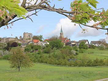 Die Ruine Altenstein bliebt mit dem angrenzenden Burgeninformationszentrum weiterhin auch verwaltungsmäßig der Mittelpunkt des Deutschen Burgenwinkels. Fotos: Ralf Kestel
