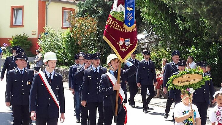 150 Jahre Freiwillige Feuerwehr Maßbach - Festzug Foto: Daniel Wiener