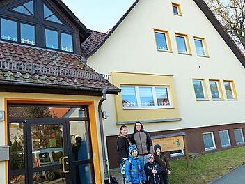Das "Haus der Kinder am Kastanienbaum" ist äußerlich in Schuss. Im Innenbereich sind jedoch Sanierungsarbeiten erforderlich. Foto: Doris Weidner