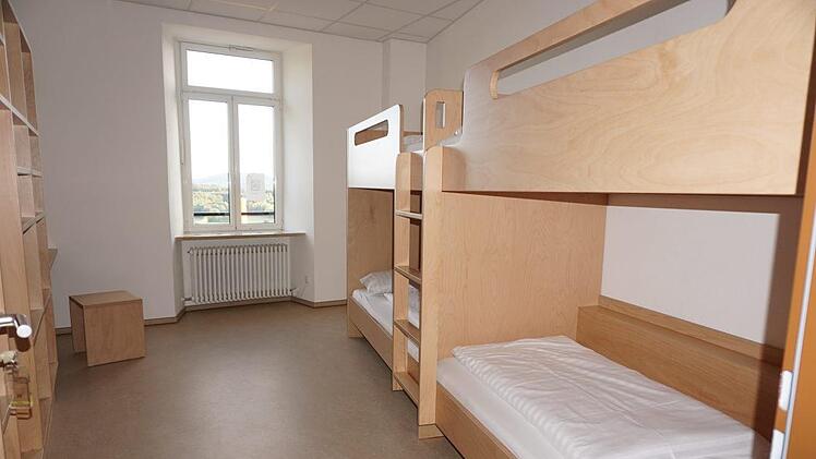 Hell sind die Gästezimmer gestaltet. Foto: Marion Eckert