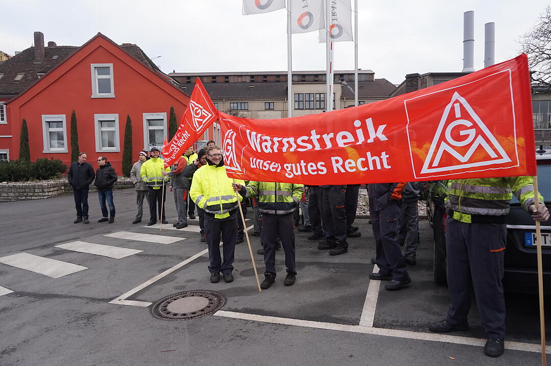 Warnstreik IG Metall in Kitzingen