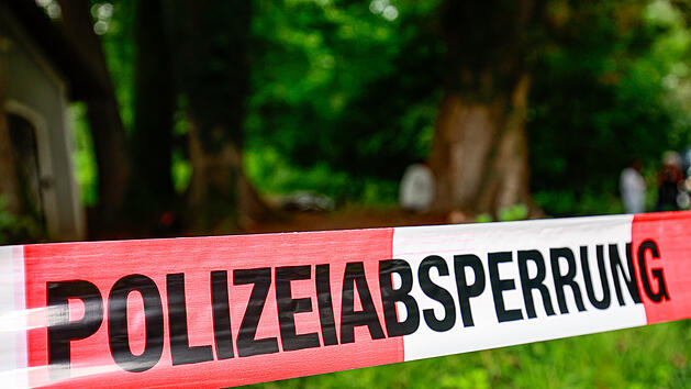 Polizeiabsperrband, Polizeiabsperrung, Kriminalit&auml;t, Cold Case