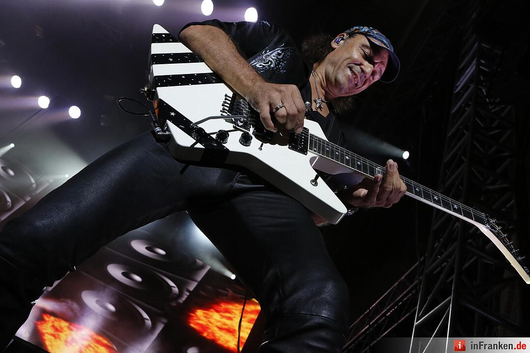 Scorpions31