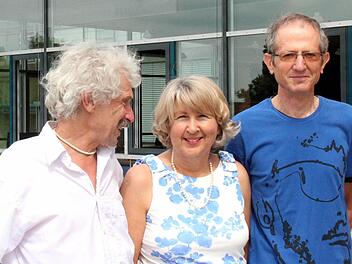 Die scheidenden Lehrkräfte (von links): Roland Grebner, Hannelore Carl und Karl Wilhelm Strobel-Rötter Foto: Johanna Blum