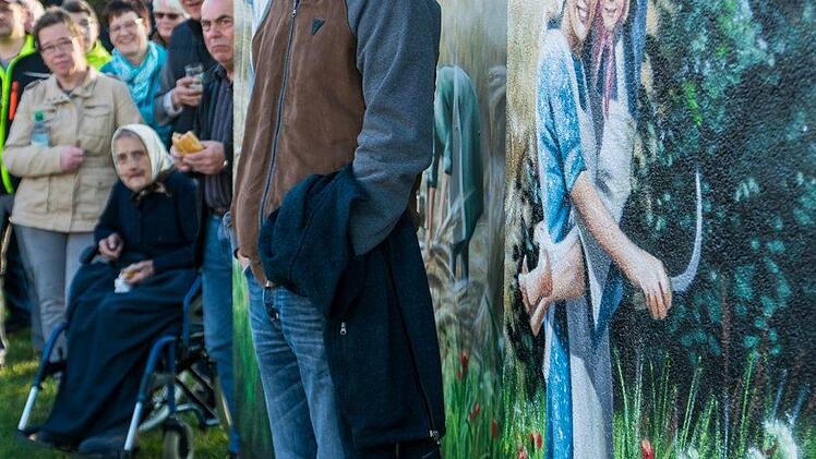 Künstlerische Gestaltung des Trafo-Häuschens in Schönderling.  Foto: Jürgen Hüfner