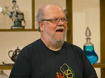 Der Verkäufer kam mit einem sehr bescheidenen Wunschpreis zu "Bares für Rares" und wurde von der Expertise völlig überrascht ...
