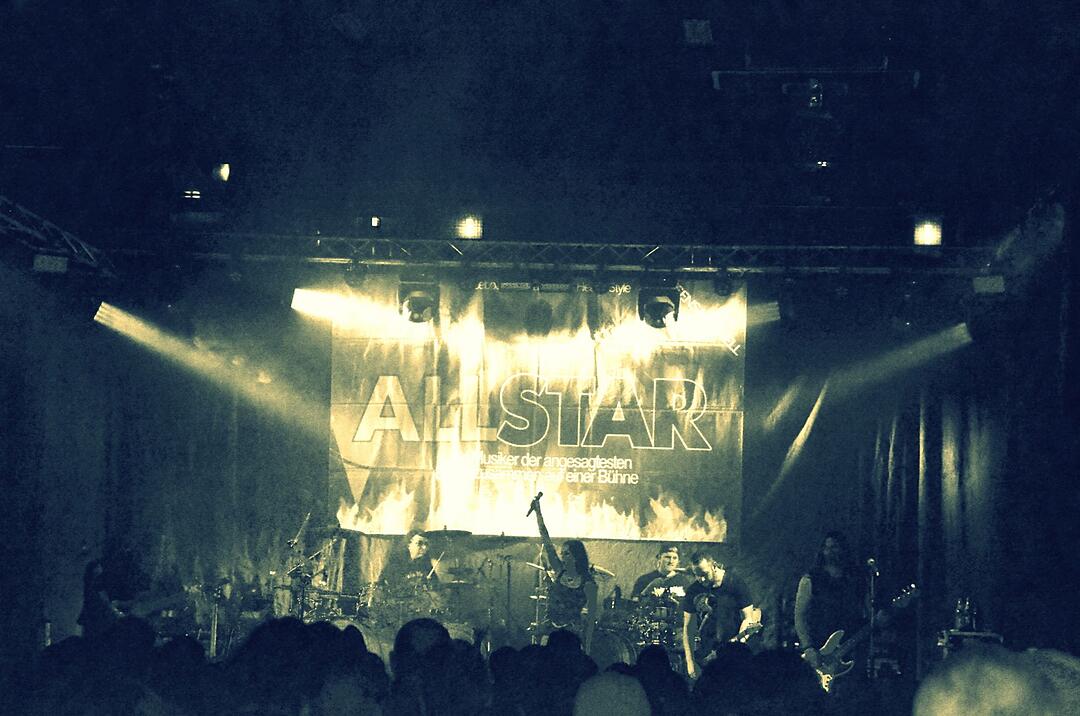 Mit ALLSTAR live auf der B&uuml;hne und Ph&auml;t J&auml;nnys H&ouml;use als Vorband!