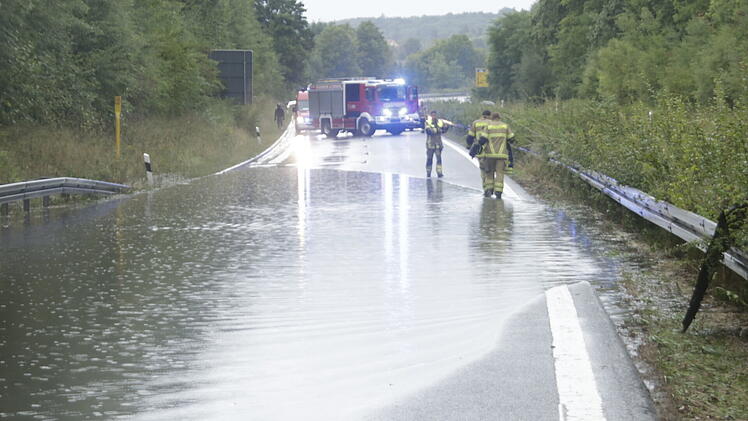 Gewitter in Franken: Über 500 Einsätze der Feuerwehren