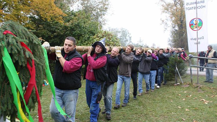 Natürlich durfte auch die Kerwasfichtn der Jugend nicht fehlen. Foto: Werner