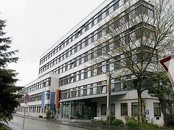 Wie stellen sich die Parteien für die Landkreisgremien, die im Kronacher Landratsamt tagen, auf? Foto: Archiv