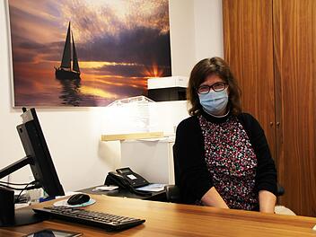 Urlauber buchen derzeit  eher selten Reisen  im Büro von Astrid Dresel. Foto: Andreas Scheuerer