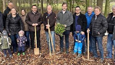 Die Gruppe der CSU mit Drittem B&uuml;rgermeister Rainer Schmeu&szlig;er, stellvertretendem BBV-Kreisobmann Reinhard Friedrich, Landrat Hermann Ulm und Stadtrat Klaus Neuner Foto: Klaus Friedrich