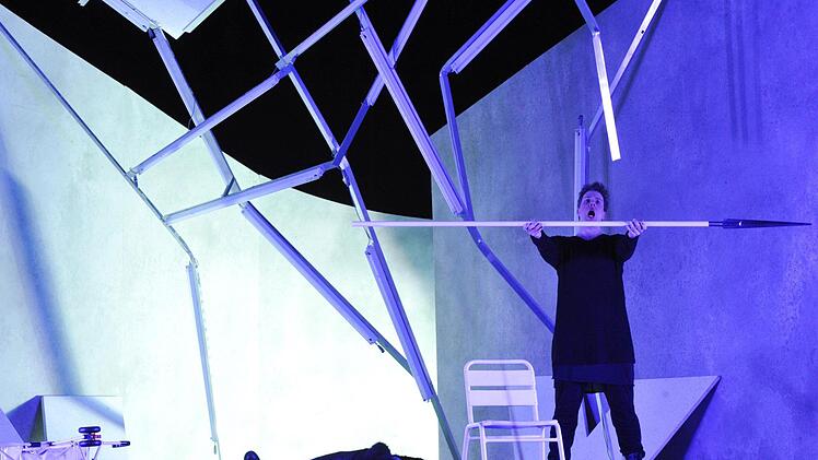 Richard Wagners "Parsifal" feierte Premiere am Landestheater Coburg. Szene aus der Neuinszenierung von Jakob Peters-MesserFoto: Andrea Kremper