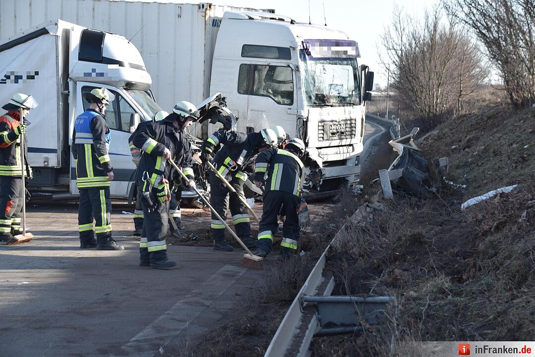Lkw-Unfall legt Südwesttangente lahm
