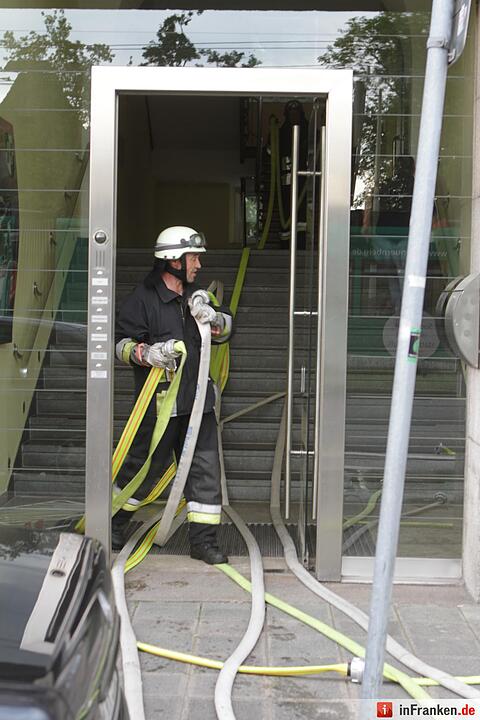 Feuerwehreinsatz nach Blitzeinschlag in Nürnberg