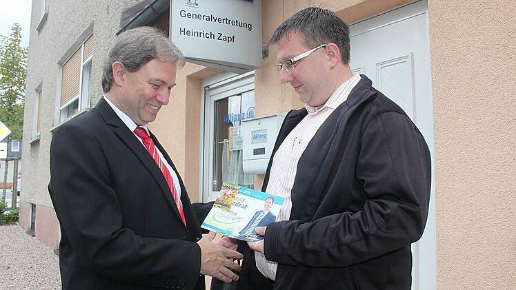 Christian Haderlein (r.) mit Klaus Löffler, dem Landratskandidaten der CSU  Foto: Veronika Schadeck