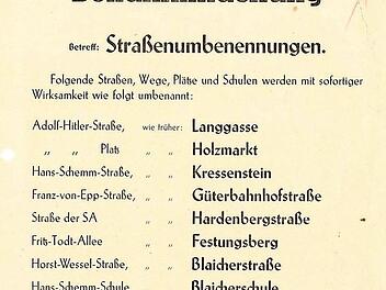 Im Amtsblatt und durch Aush&auml;nge wurde die Bev&ouml;lkerung nach dem Ende des NS-Regimes dar&uuml;ber Informiert, dass die Kulmbacher Stra&szlig;en wieder ihre alten Namen bekommen hatte.