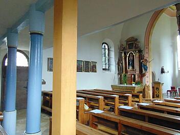 Die Stöckacher Kirche ist von einer Profanierung weit entfernt - dank der tragenden Säulen im konkreten und im übertragenen Sinn.P. Malbrich