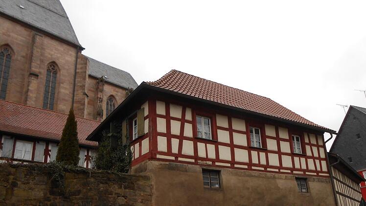 Das Kutscherhaus im Ensemble der Petrikirche in Kulmbach. Foto: Katrin Geyer