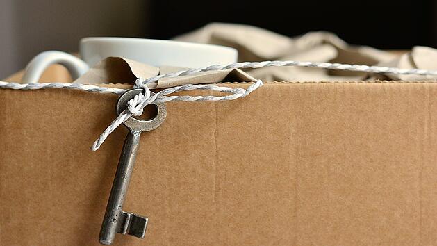 Auf ins neue Heim mit dem Kind.