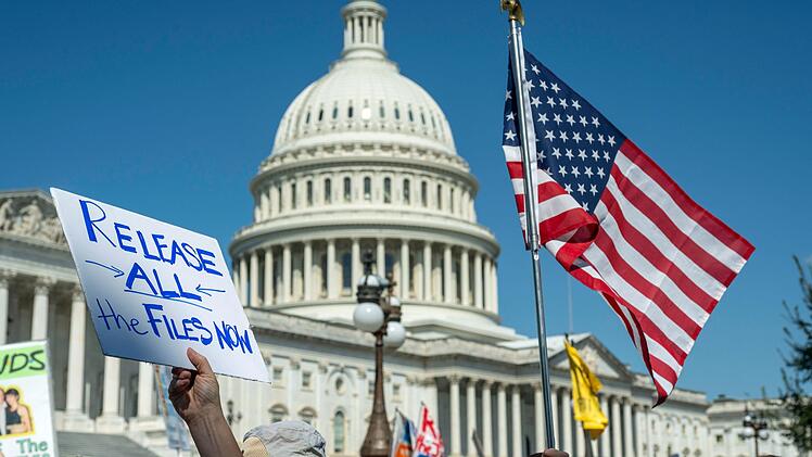 Forderung zur Ver&ouml;ffentlichung der Akten