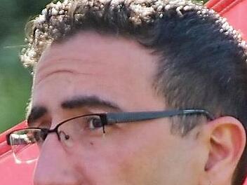 Sinan &Ouml;zt&uuml;rk