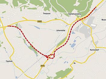 Die Planungsunterlagen zeigen hier die Lerchenhoftrasse bei Küps und die Fortsetzung der B 173 nach einem möglichen Ausbau in Richtung Neuses (gestrichelte Linie). Quelle: Staatliches Bauamt Bamberg/Openstreetmap.org; Grafik: Micho Haller