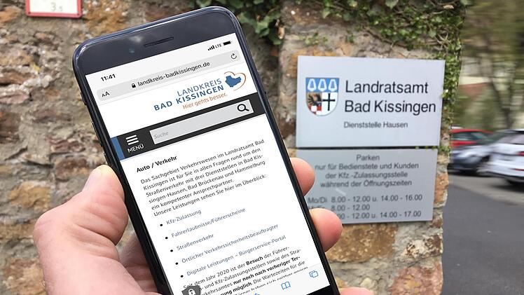 Die Online-Terminvereinbarung des Landratsamts Bad Kissingen für das Sachgebiet Verkehrswesen ist seit Herbst 2020 erfolgreich im Einsatz. Unser Bild zeigt den Zugang zur Dienststelle in Bad Kissingen-Hausen. Foto: Nathalie Bachmann