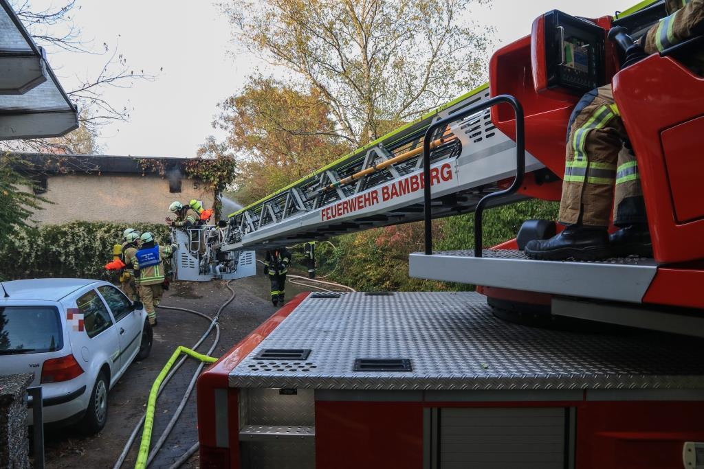 Großbrand im Kreis Bamberg: Wohnhaus steht in Flammen