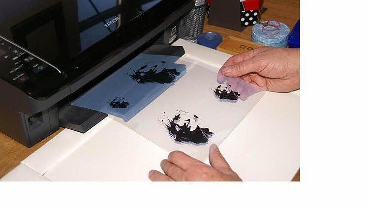 Herstellung der Image-Black-Folien Fotos: privat