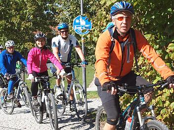 Die Mountainbike-Gruppe für Anfänger begab sich unter der Leitung von Helmut Peschel auf einen 20 km langen Rundkurs. Foto: Alfred Thieret