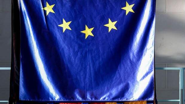 Schicksalstage f&uuml;r Europa: Der anstehende Wahlsonntag in &Ouml;sterreich und Italien sch&uuml;rt bei der EU die Furcht vor neuem Unheil. Foto: Kay Nietfeld/dpa