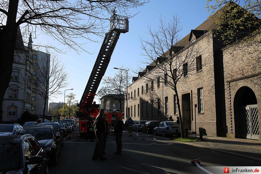 Brand im ehemaligen Postgebäude in Hof