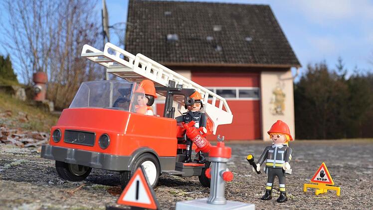 Wer wird als stellvertretender Kommandant im Oehrberger Feuerwehrauto sitzen? Am 18. Februar soll das geklärt werden. Foto: Kathrin Kupka-Hahn