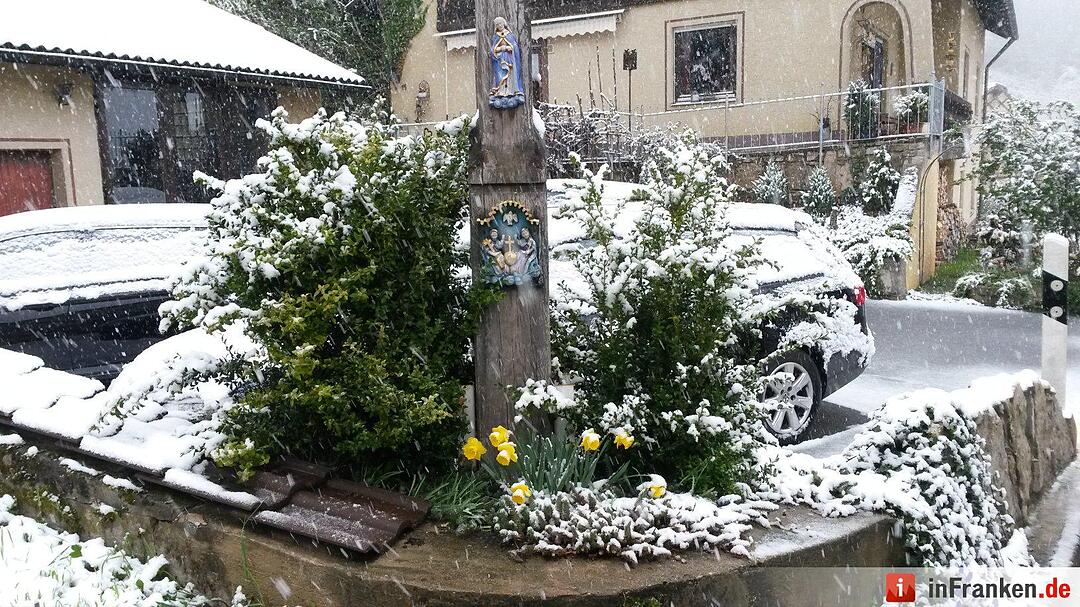 Franken: Ostermontag versinkt im Schnee